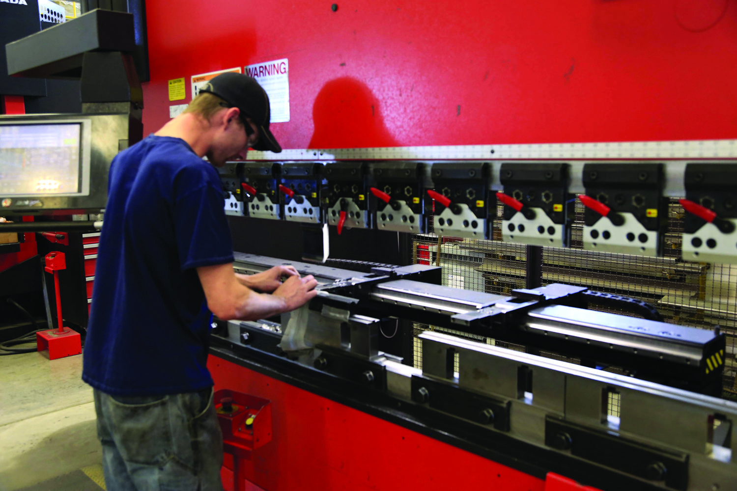 metal manufacturing.jpg